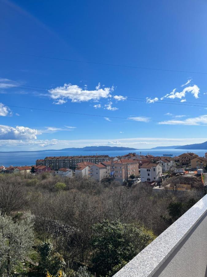 Apartman Totale Rijeka Exteriör bild